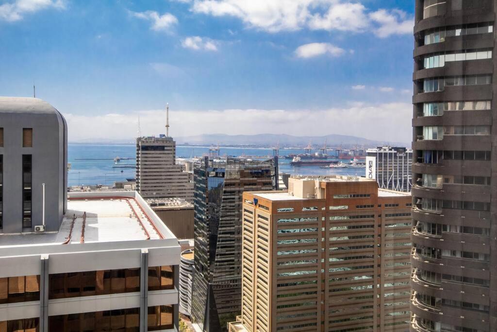2202 Pullman Three Bedroom Luxury Penthouse Cape Town